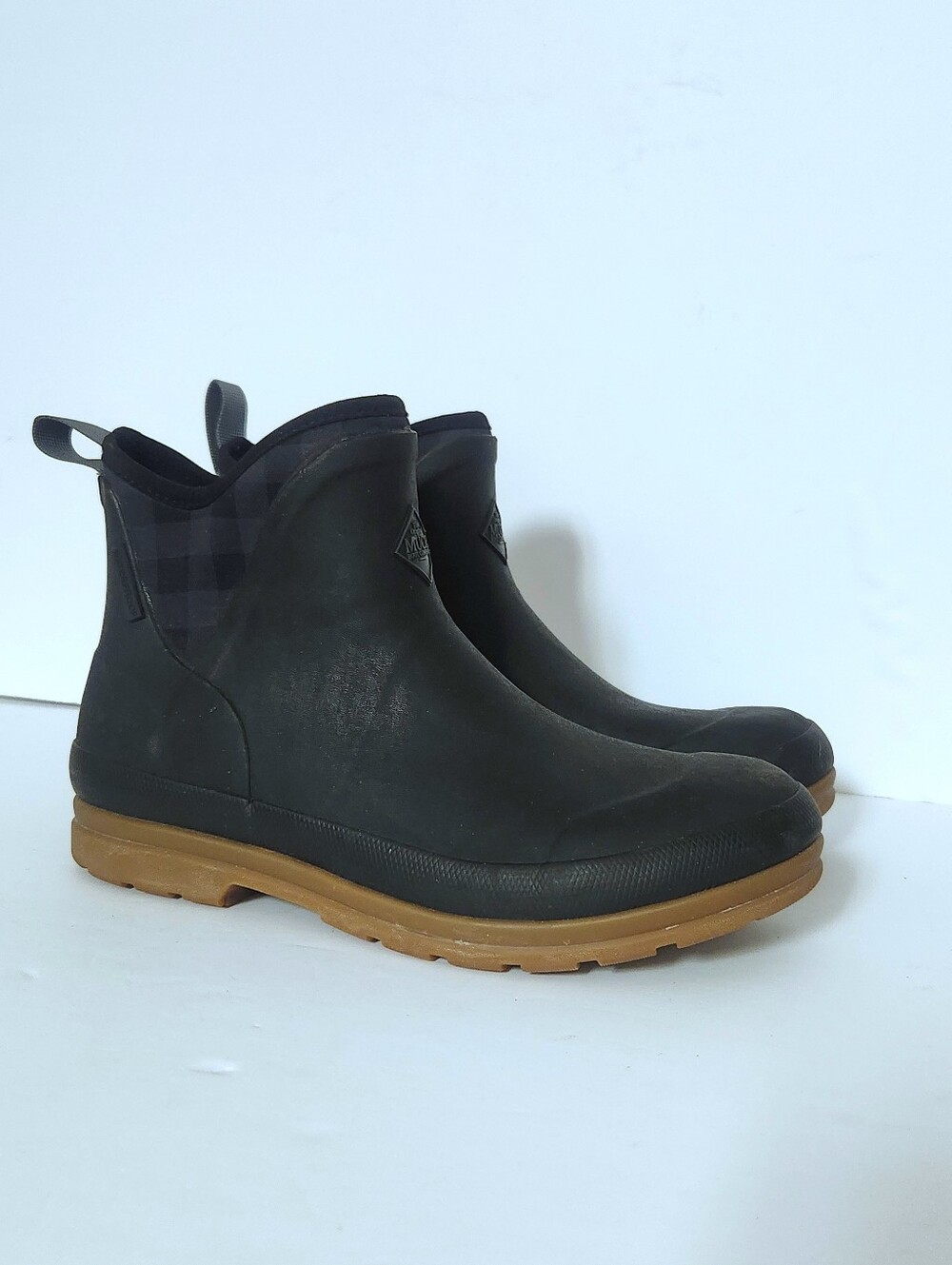 Original Muck Boot Company Chelsea Ankle Boots Black Gray Plaid 9